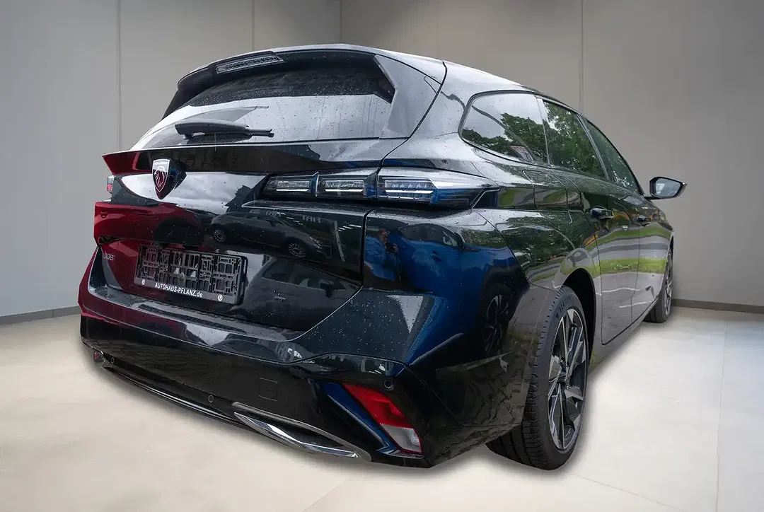 Peugeot 308 - Thumbnail 3