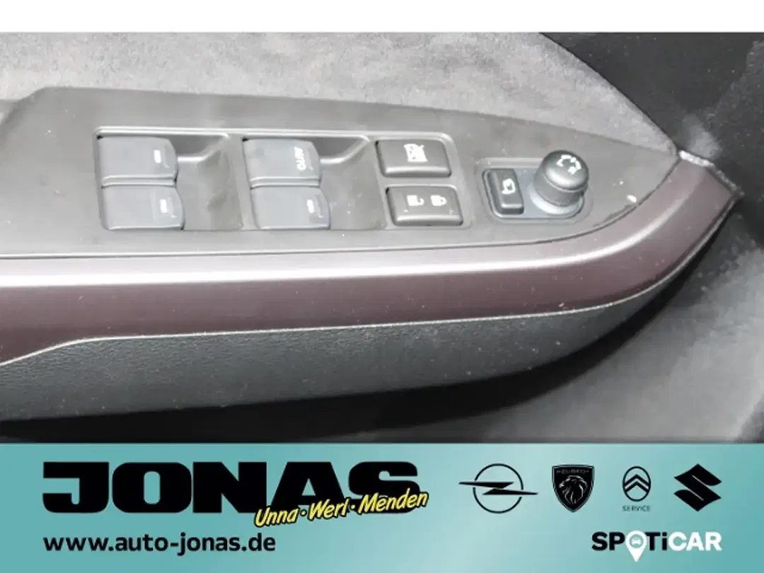 Suzuki Vitara - Thumbnail 14