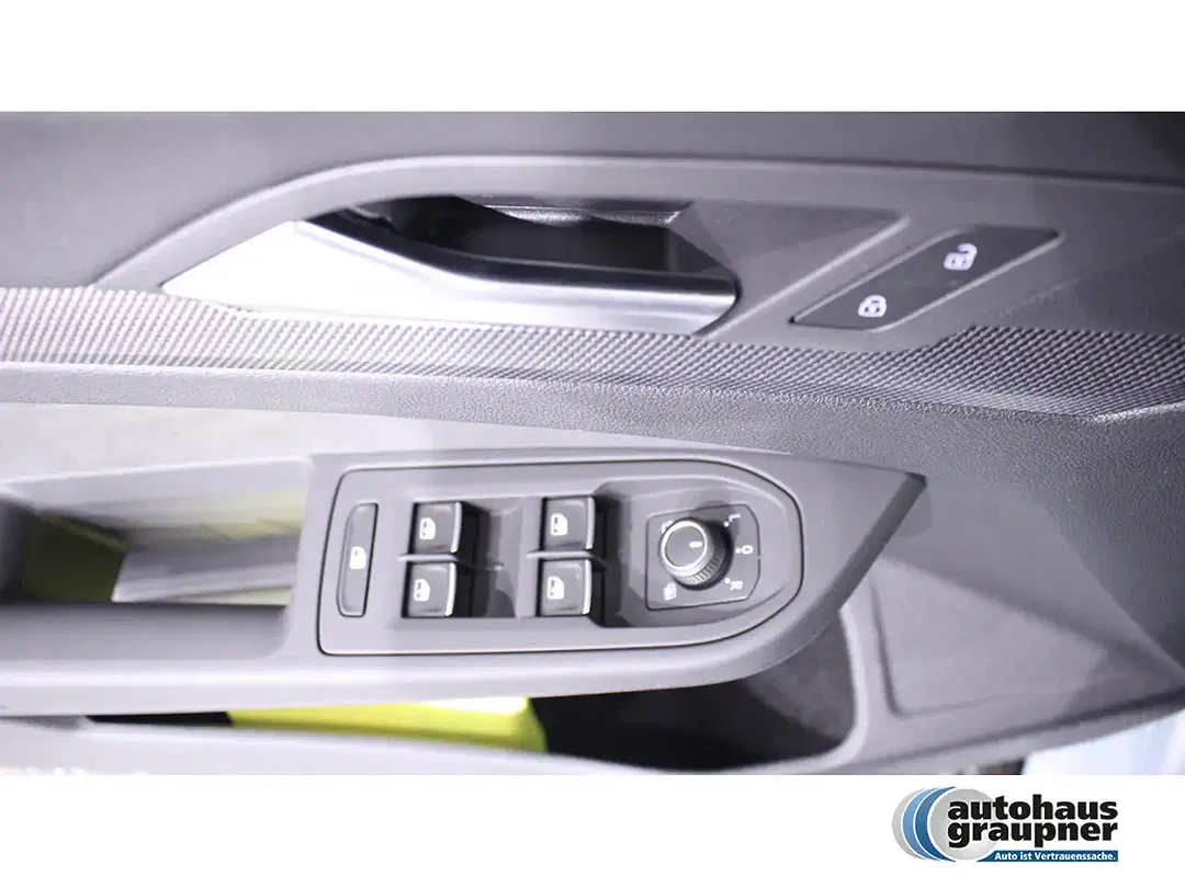Volkswagen Golf Variant - Thumbnail 12