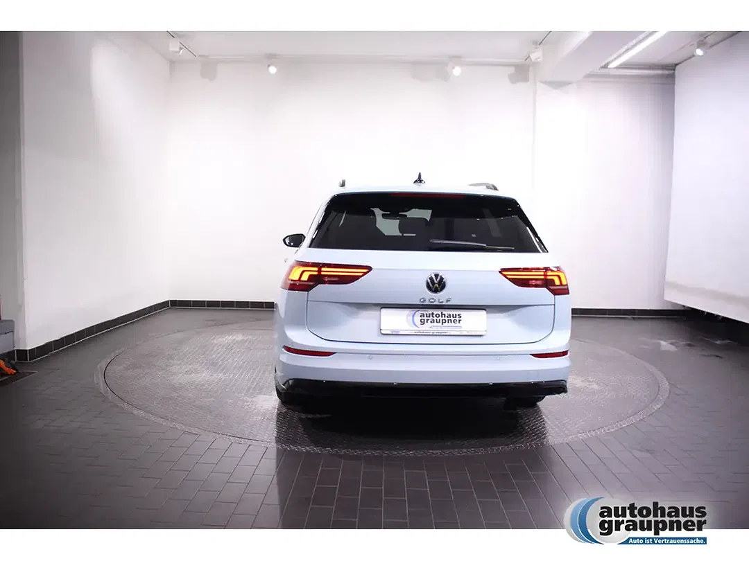 Volkswagen Golf Variant - Thumbnail 3