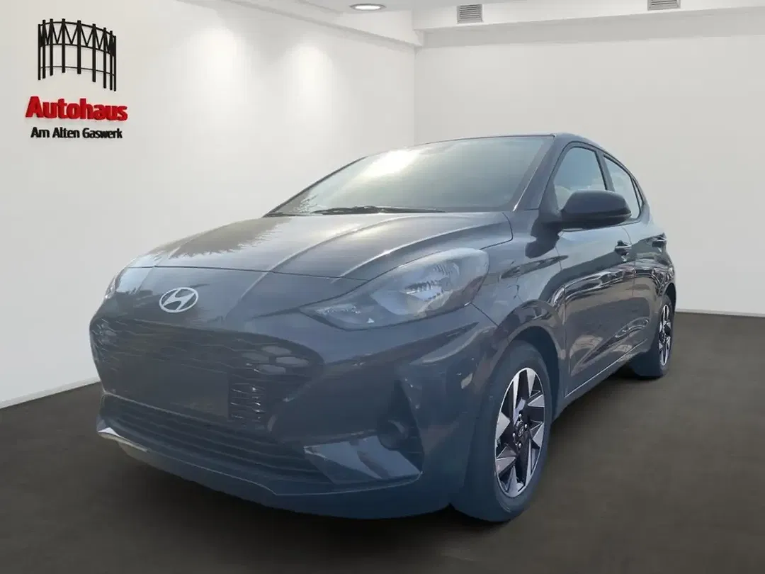 Hyundai i10 - Thumbnail 1