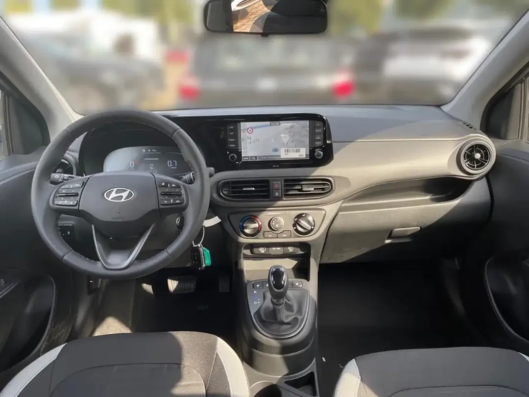 Hyundai i10 - Thumbnail 10