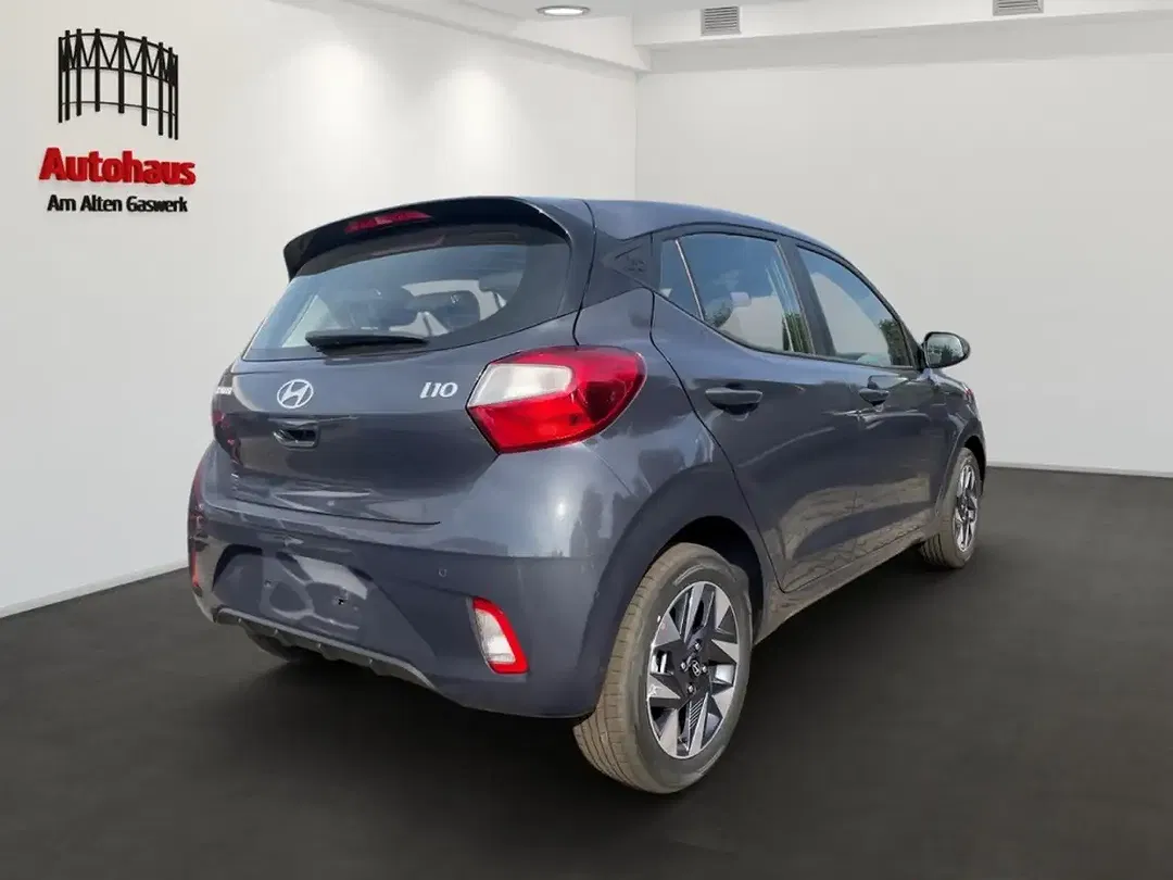 Hyundai i10 - Thumbnail 3