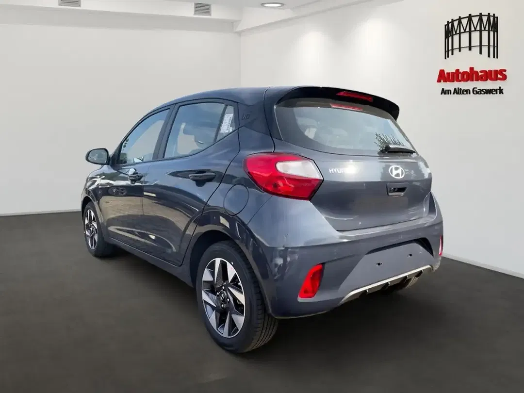 Hyundai i10 - Thumbnail 4