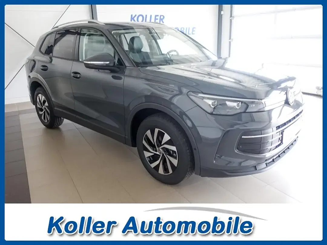 Volkswagen Tiguan - Thumbnail 1
