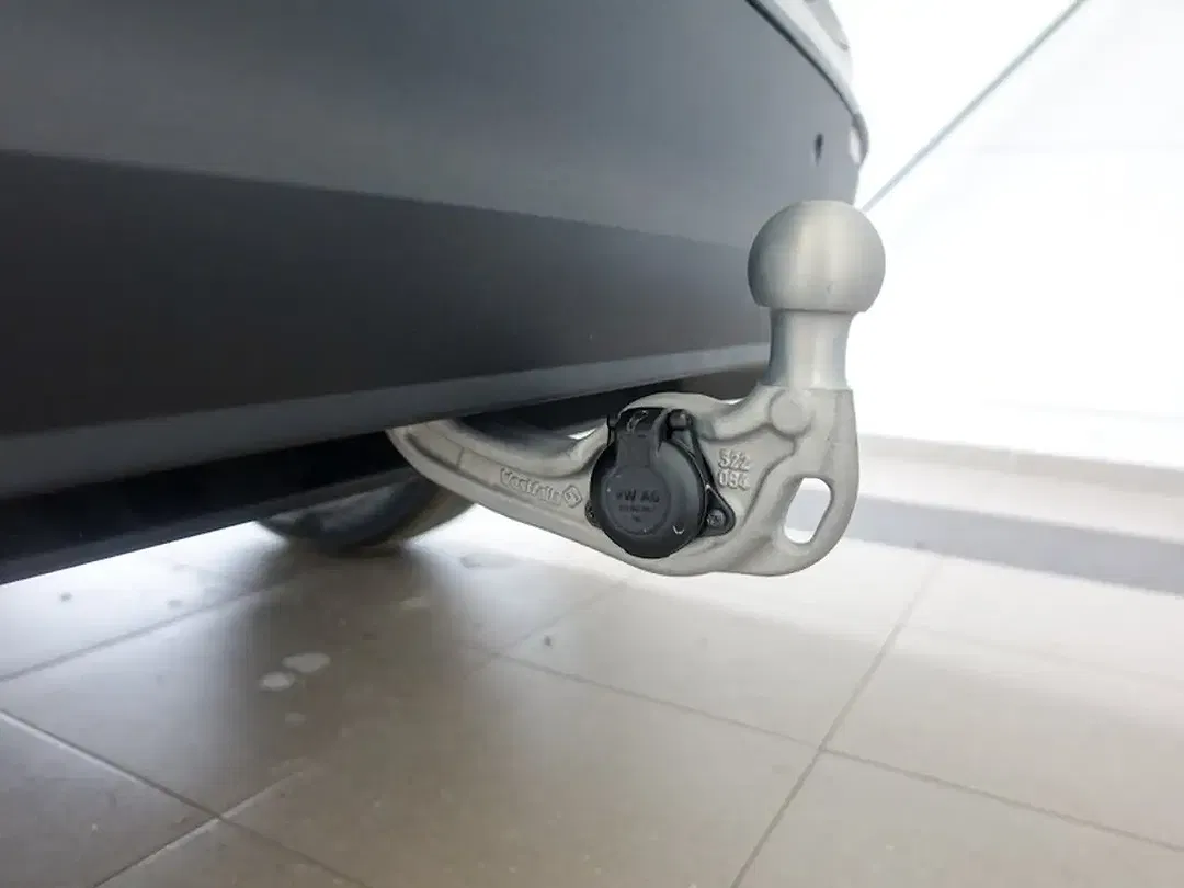 Volkswagen Tiguan - Thumbnail 20
