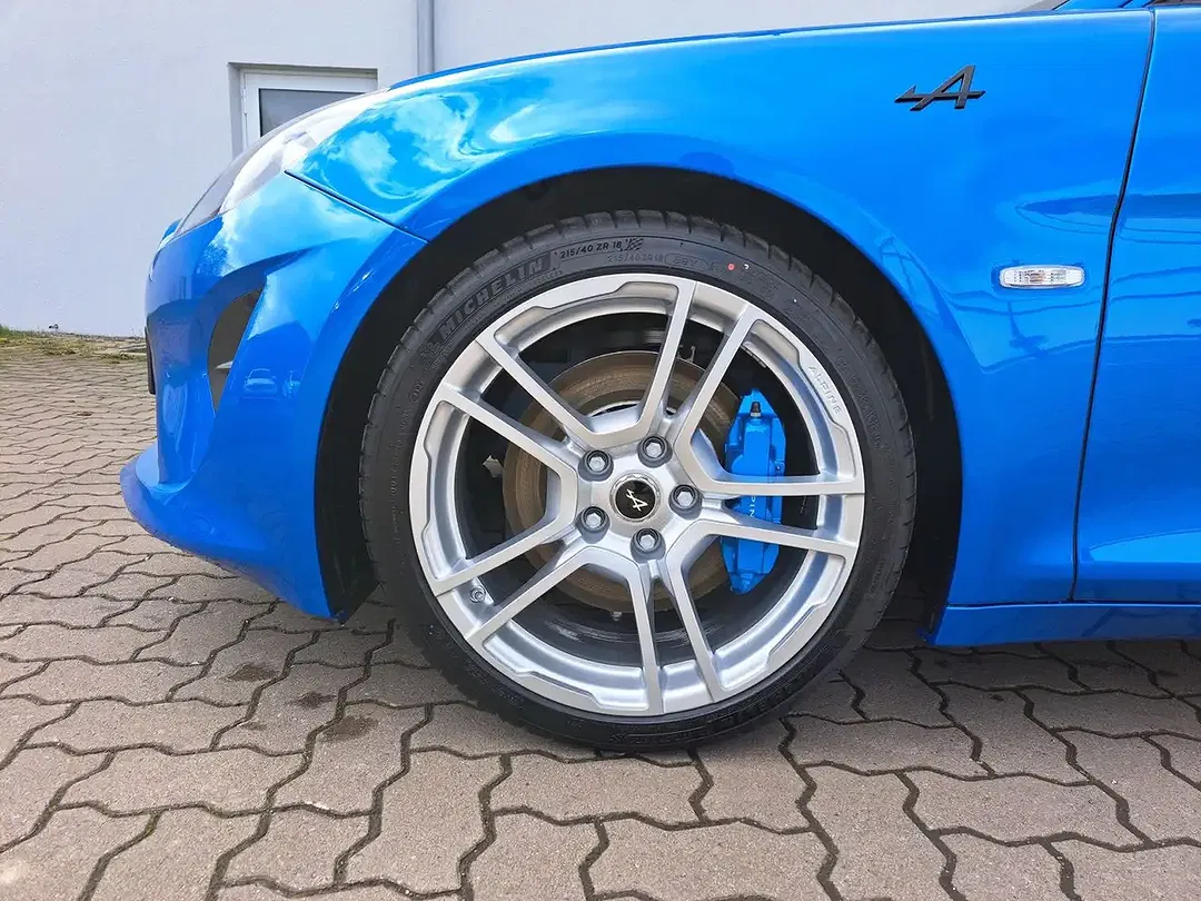 Alpine A110 - Thumbnail 11