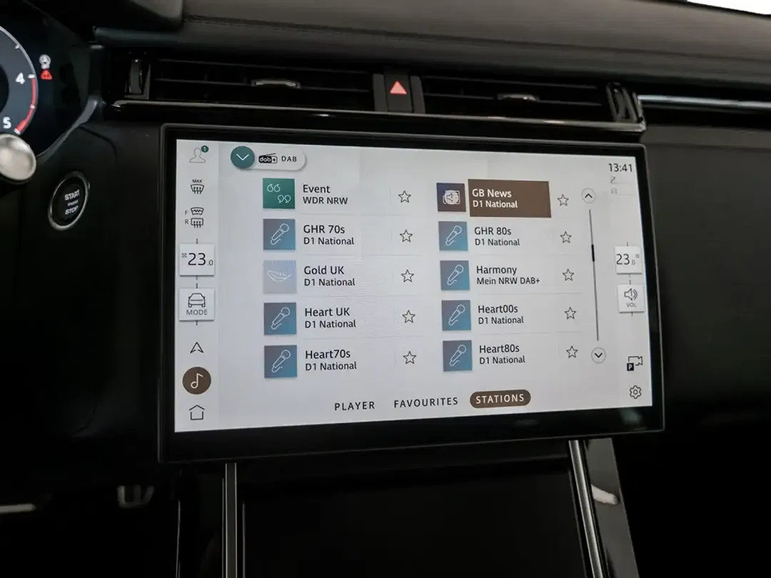 Land Rover Range Rover Velar - Thumbnail 9