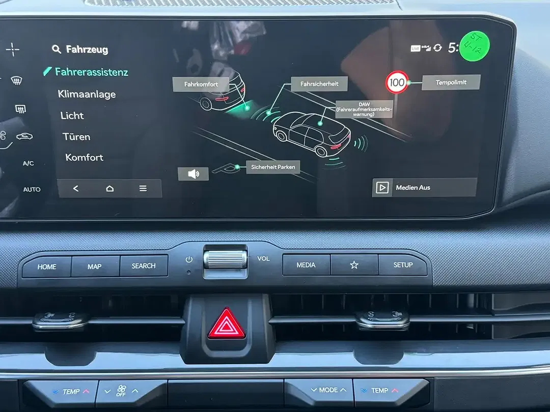 Kia K4 - Thumbnail 28