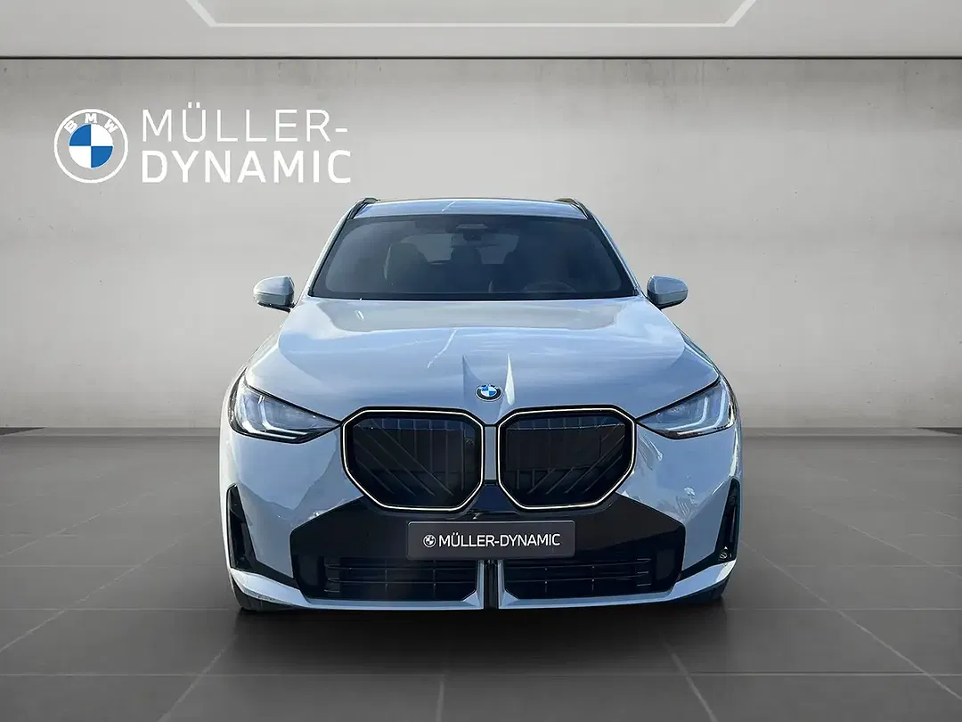 BMW X3 - Thumbnail 2