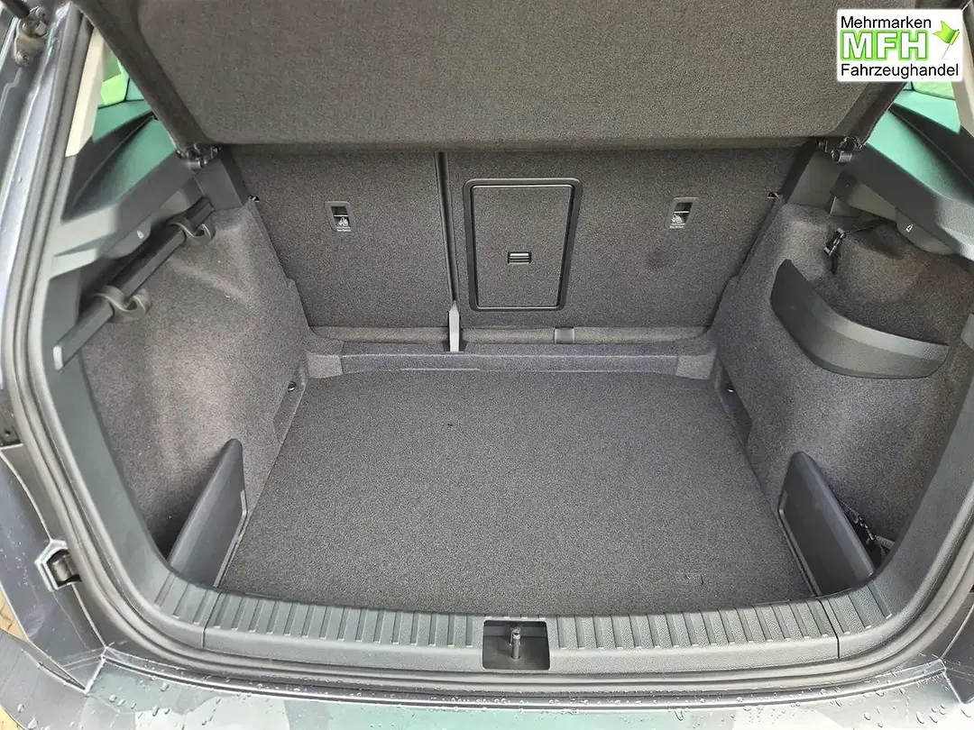 Skoda Karoq - Thumbnail 9