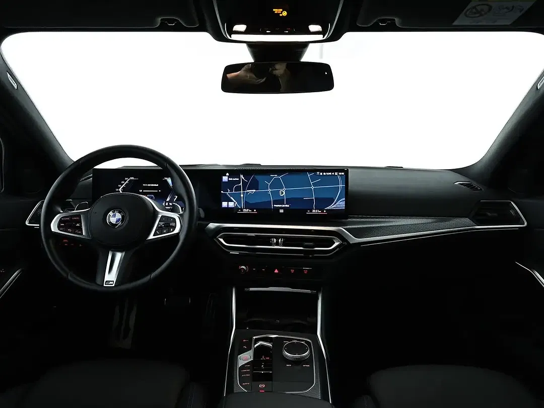 BMW 320 - Thumbnail 9
