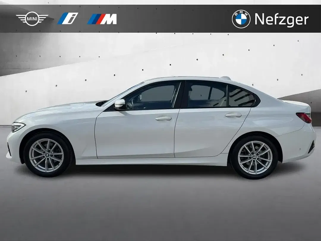 BMW 318 - Thumbnail 2