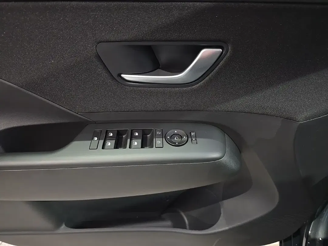 Hyundai KONA - Thumbnail 9