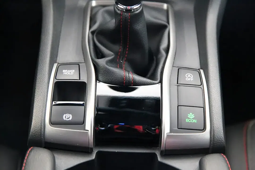 Honda Civic - Thumbnail 11