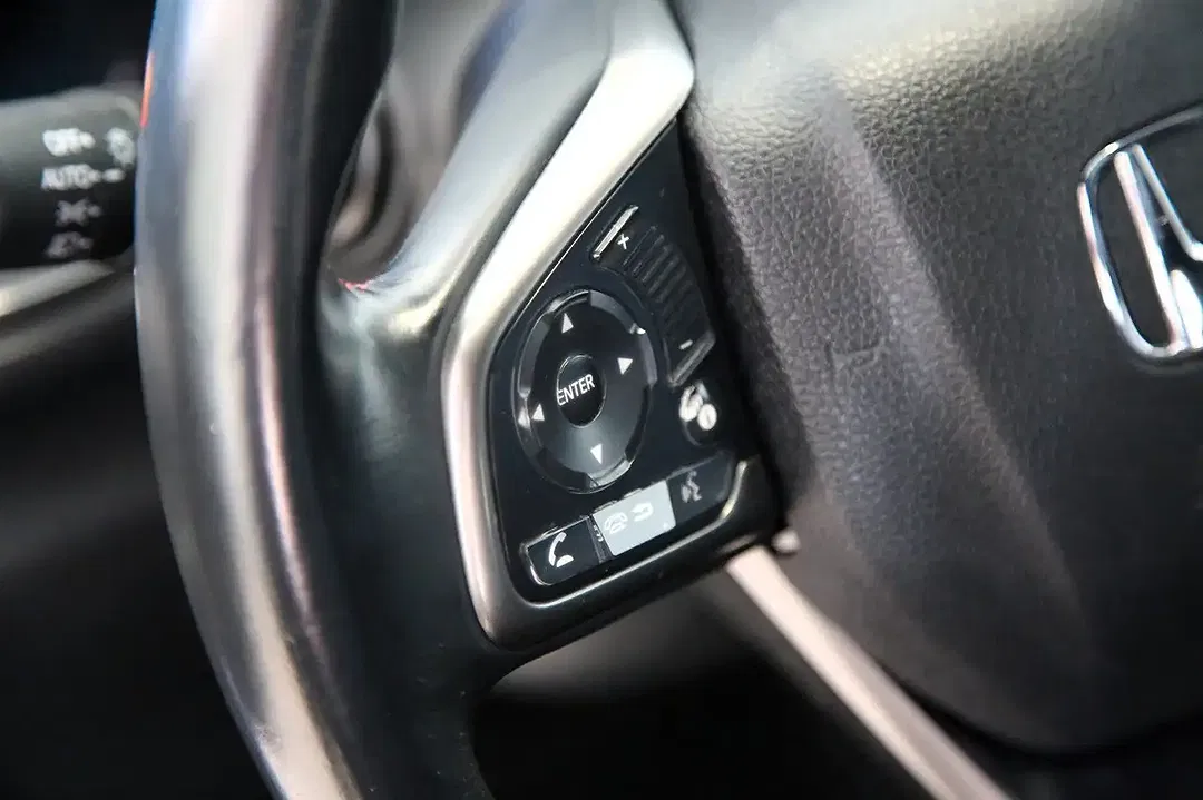 Honda Civic - Thumbnail 14