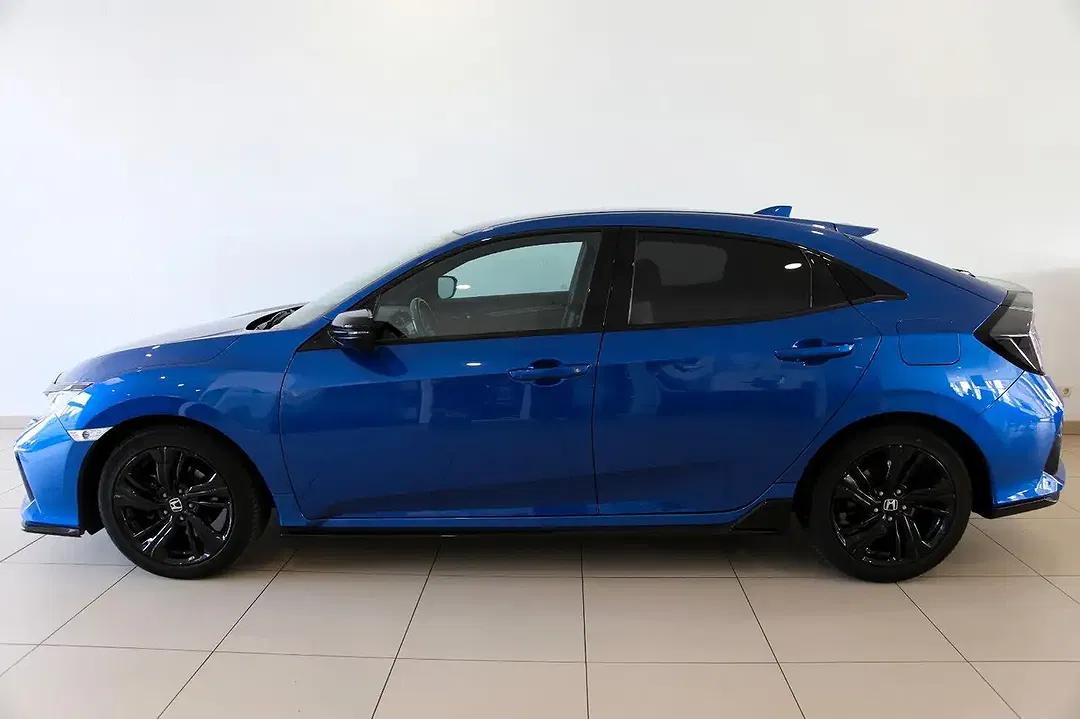 Honda Civic - Thumbnail 3