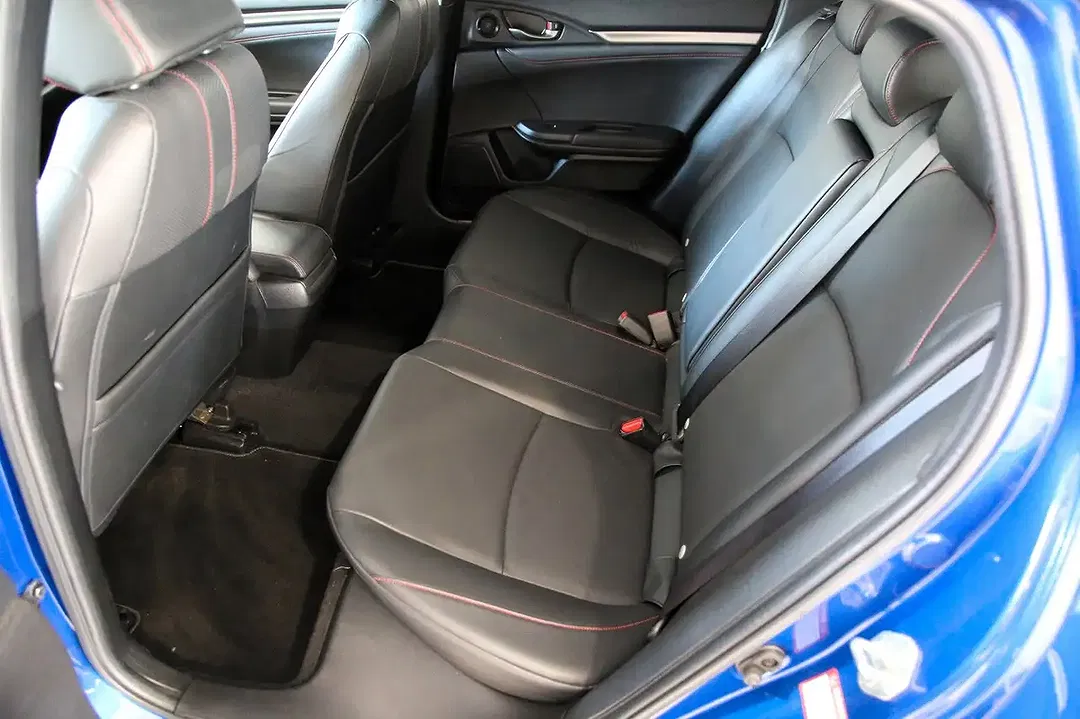 Honda Civic - Thumbnail 6