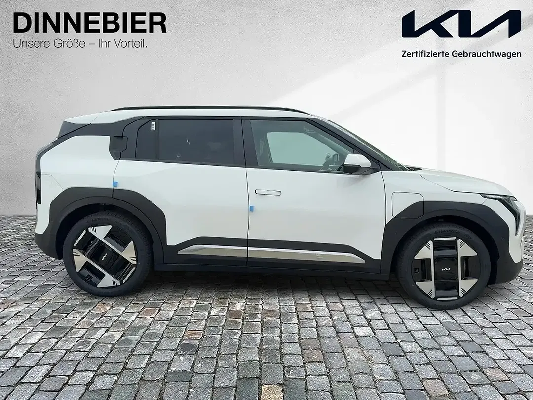 Kia EV3 - Thumbnail 6