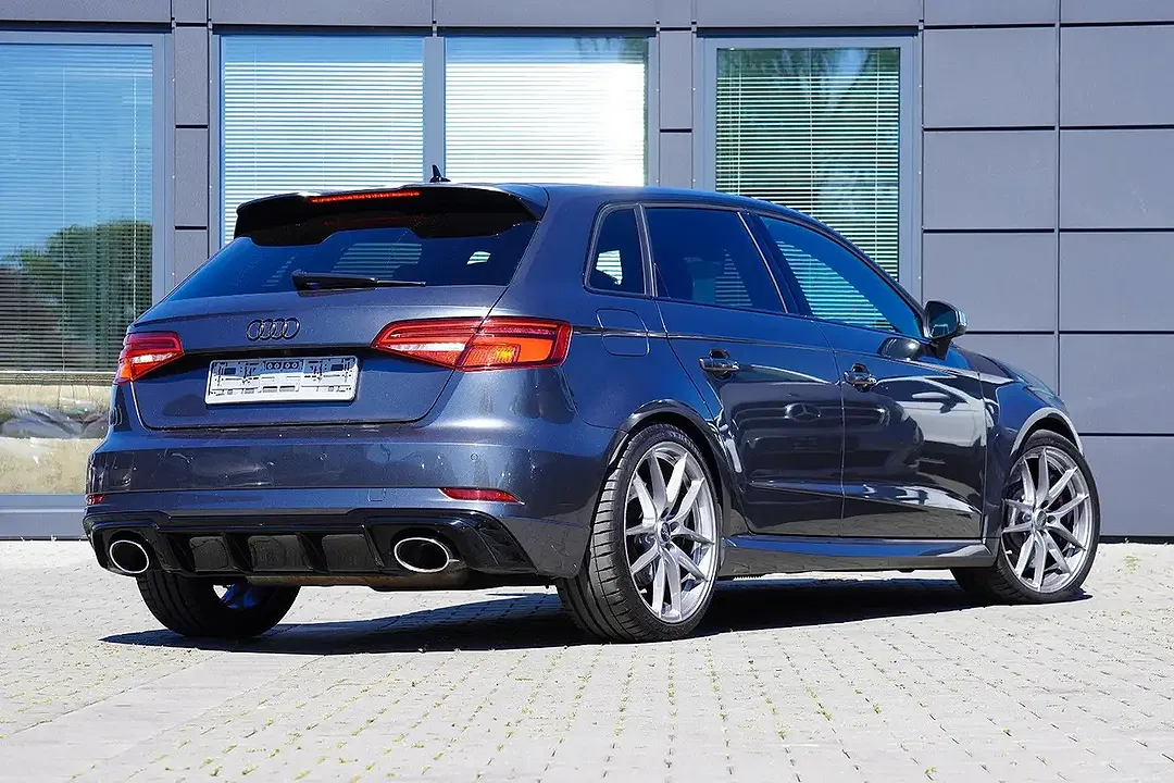 Audi RS3 - Thumbnail 7