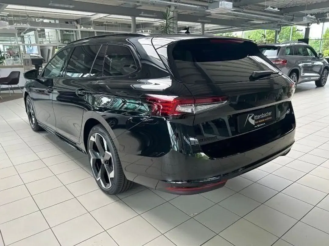 Skoda Superb - Thumbnail 11
