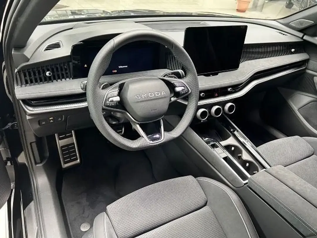 Skoda Superb - Thumbnail 6