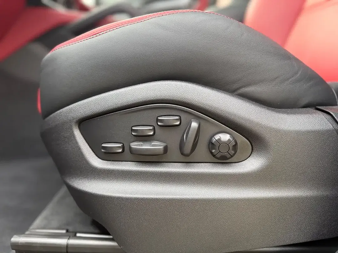 Porsche Cayenne - Thumbnail 12