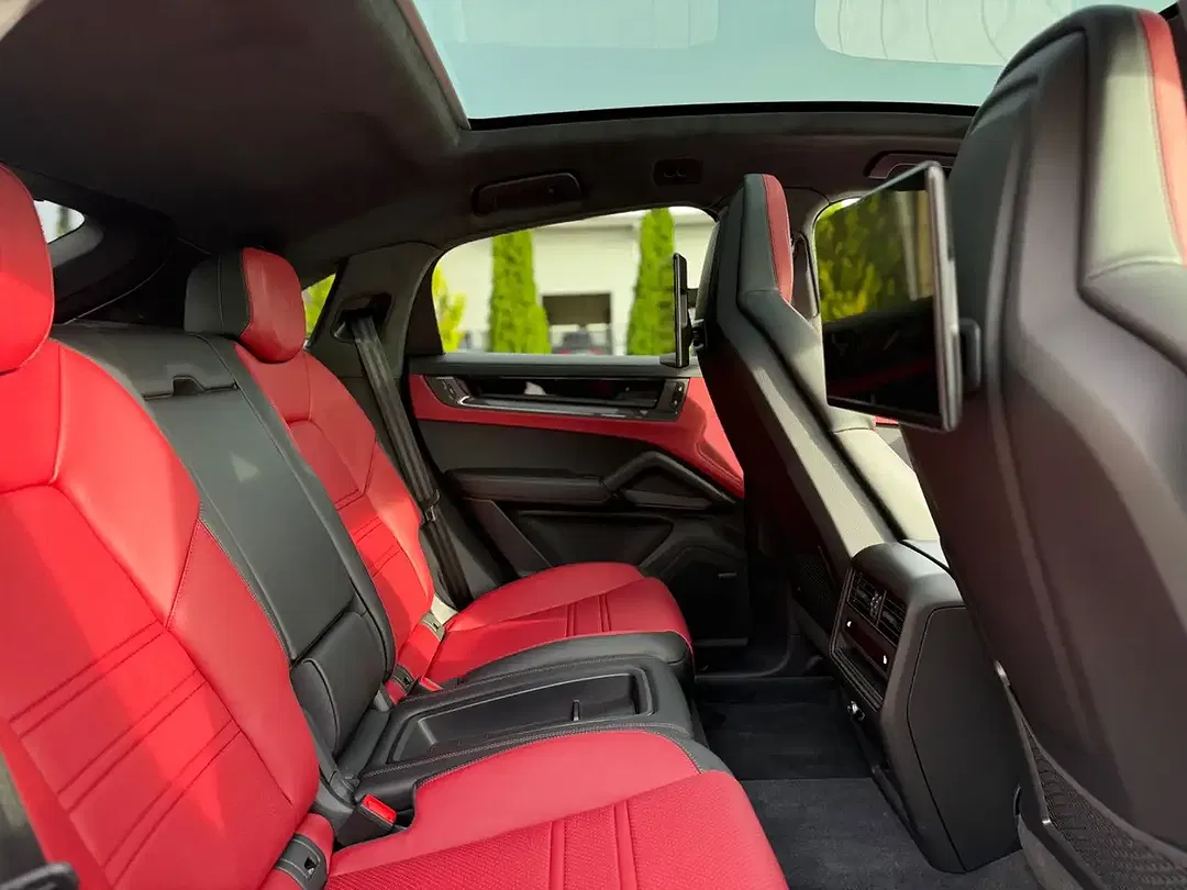 Porsche Cayenne - Thumbnail 18