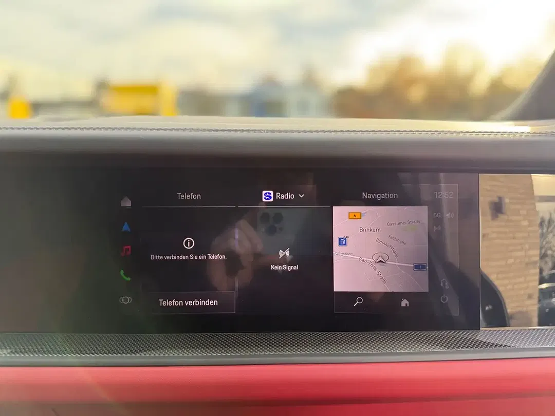 Porsche Cayenne - Thumbnail 30