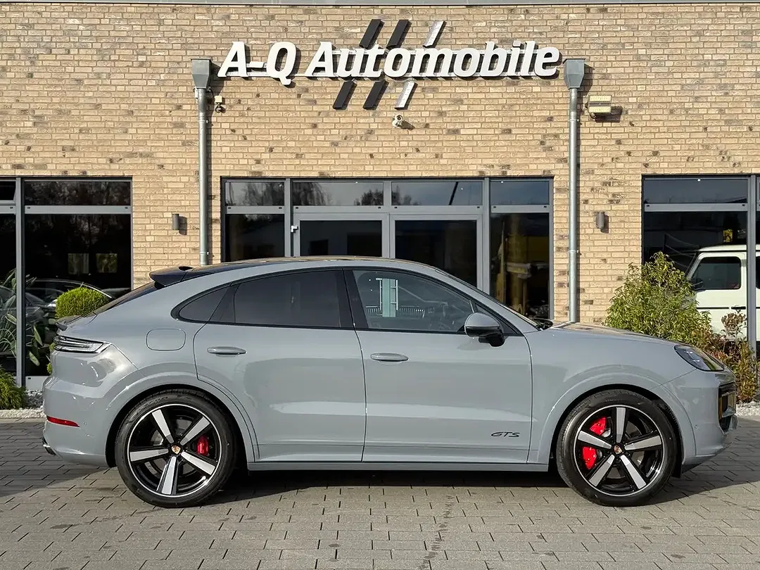 Porsche Cayenne - Thumbnail 7