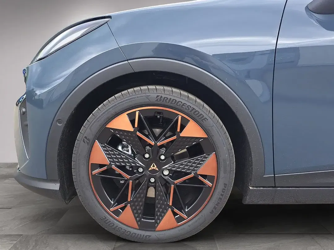 CUPRA Raval - Thumbnail 8