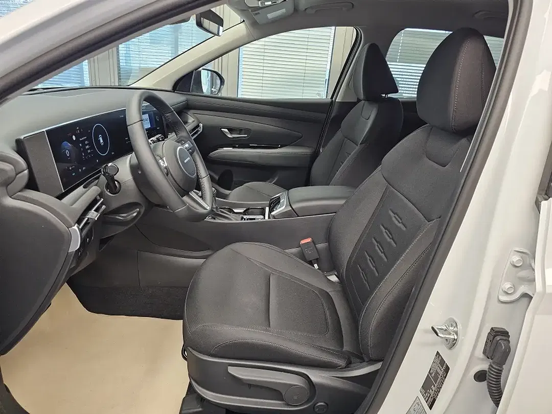 Hyundai TUCSON - Thumbnail 21