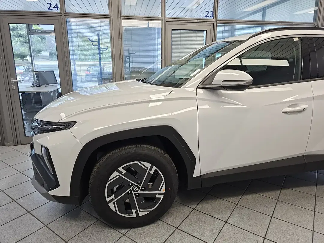 Hyundai TUCSON - Thumbnail 24