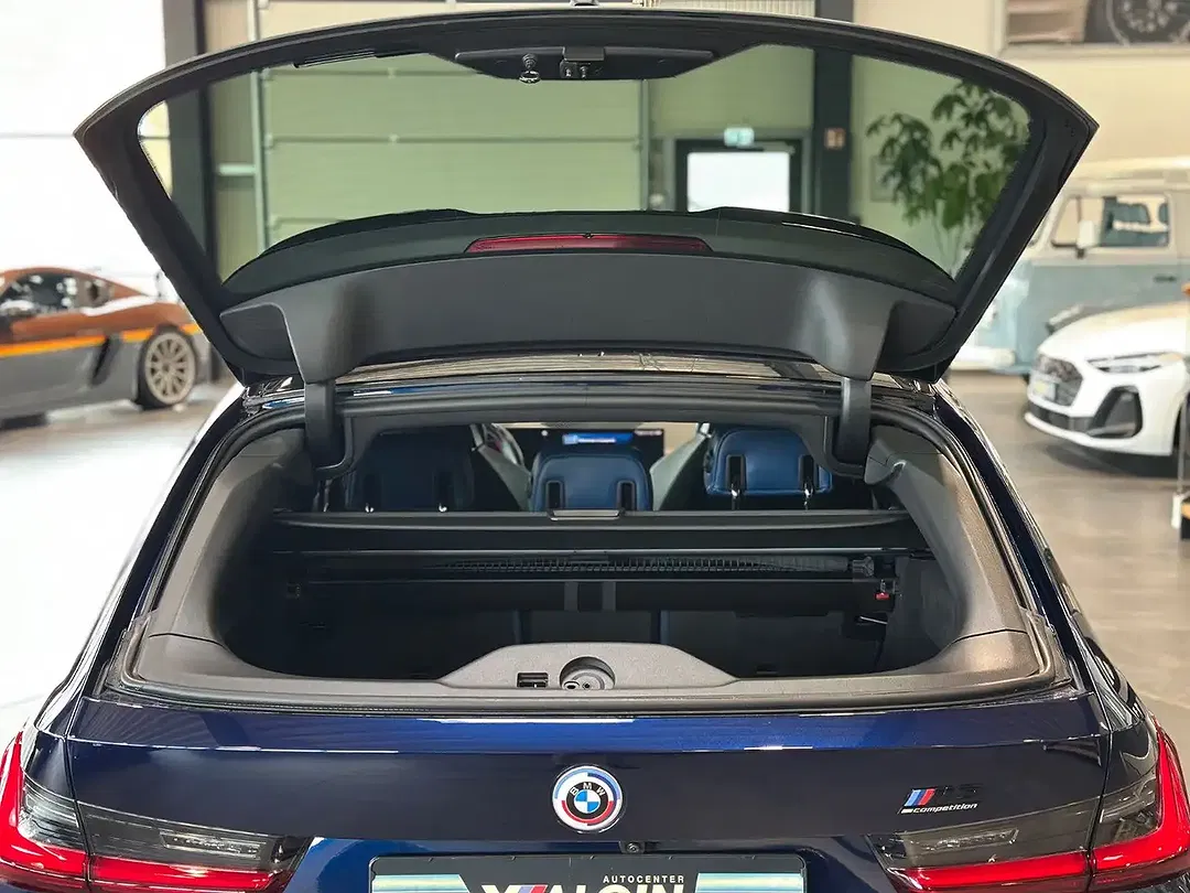 BMW M3 - Thumbnail 10