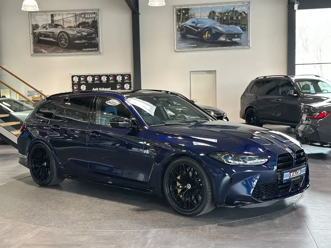 BMW M3 - Thumbnail 2