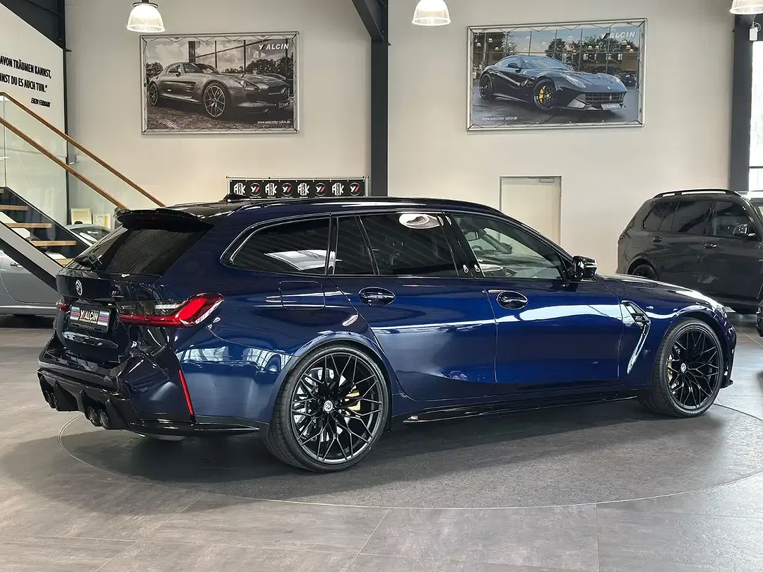 BMW M3 - Thumbnail 3