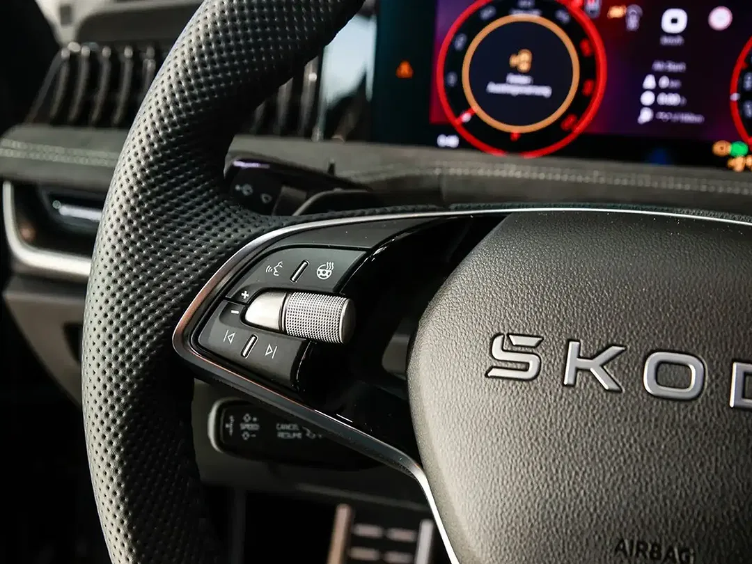 Skoda Superb - Thumbnail 14