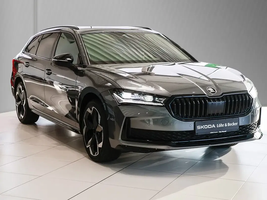 Skoda Superb - Thumbnail 3