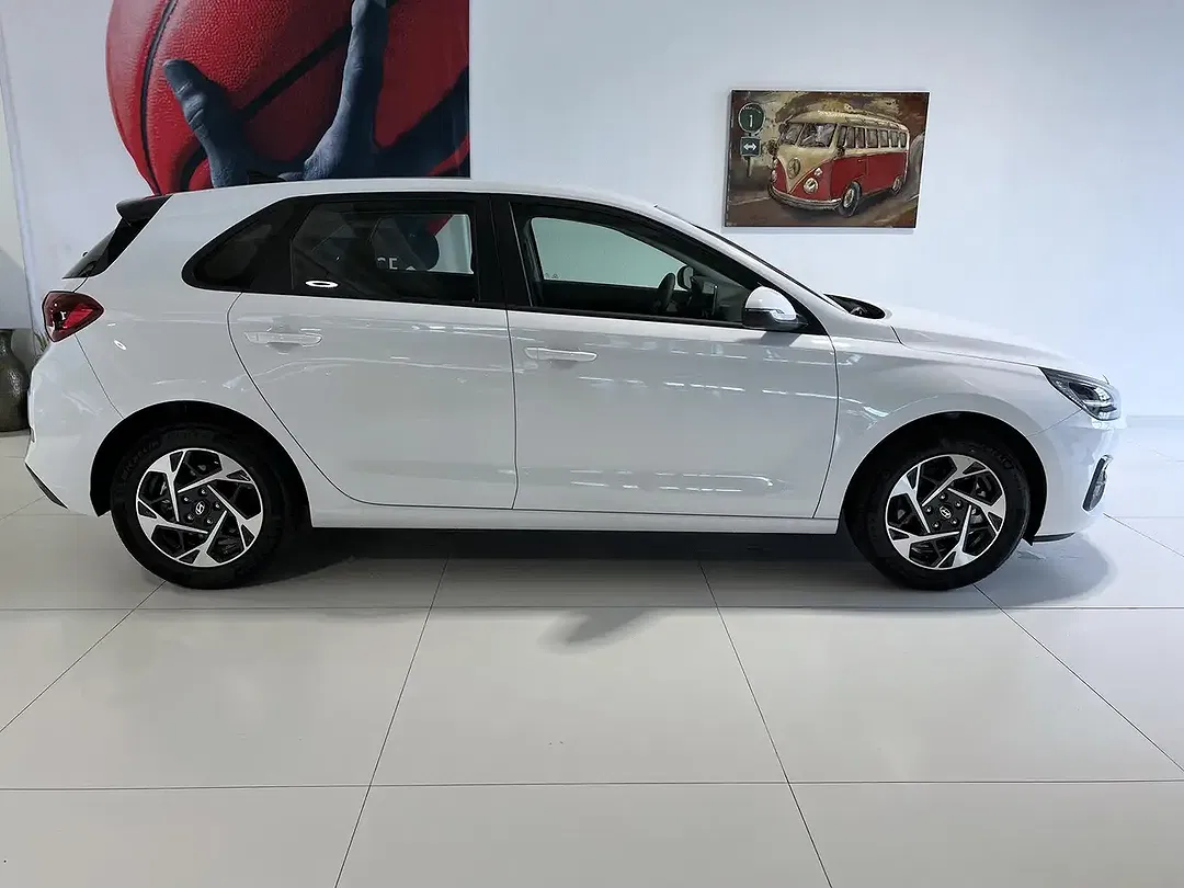 Hyundai i30 - Thumbnail 4