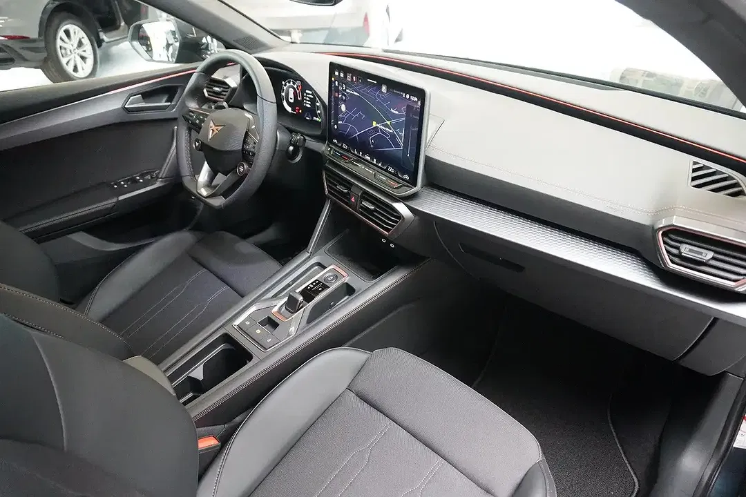 CUPRA Leon - Thumbnail 9