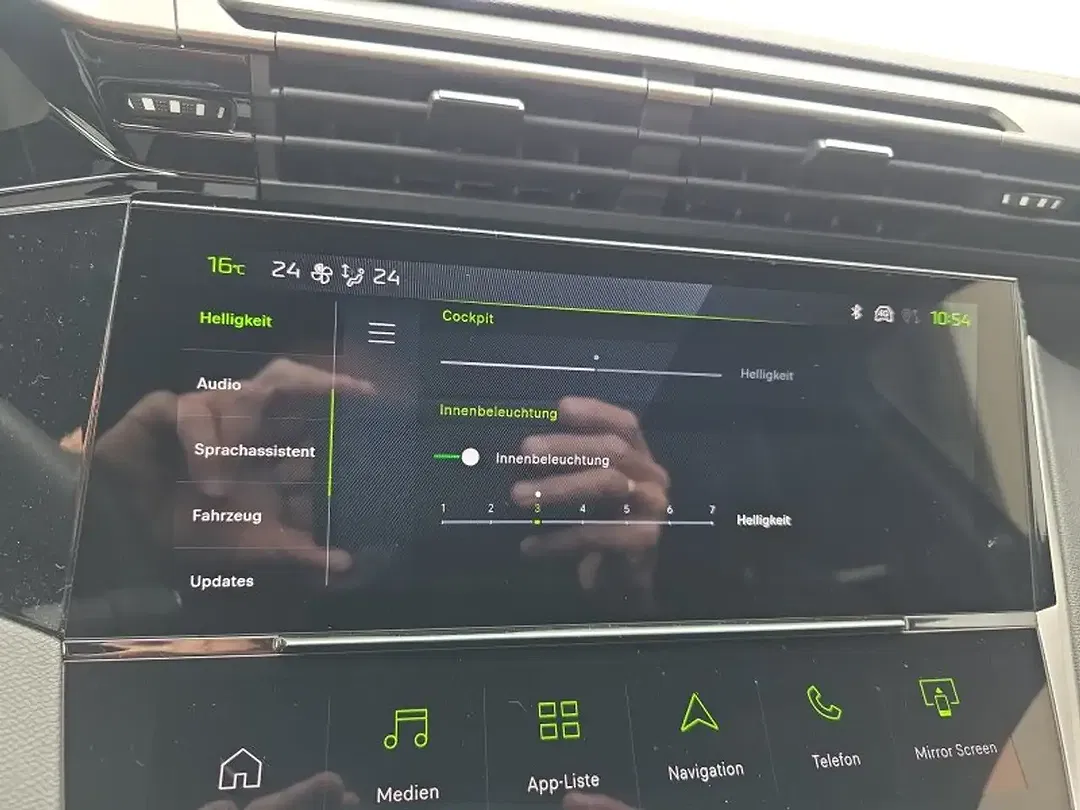 Peugeot 308 - Thumbnail 29