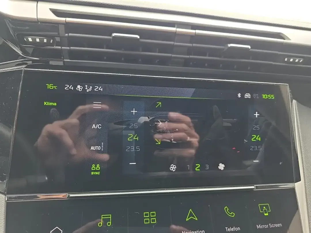 Peugeot 308 - Thumbnail 39