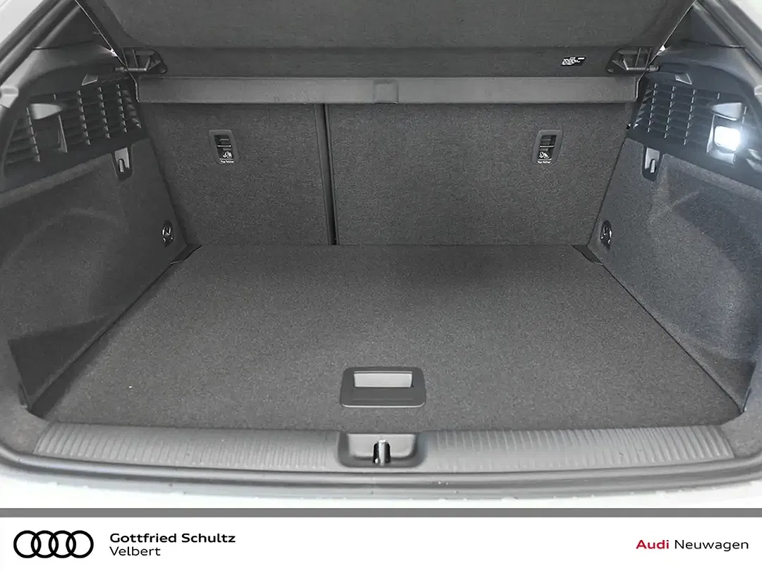 Audi SQ2 - Thumbnail 9