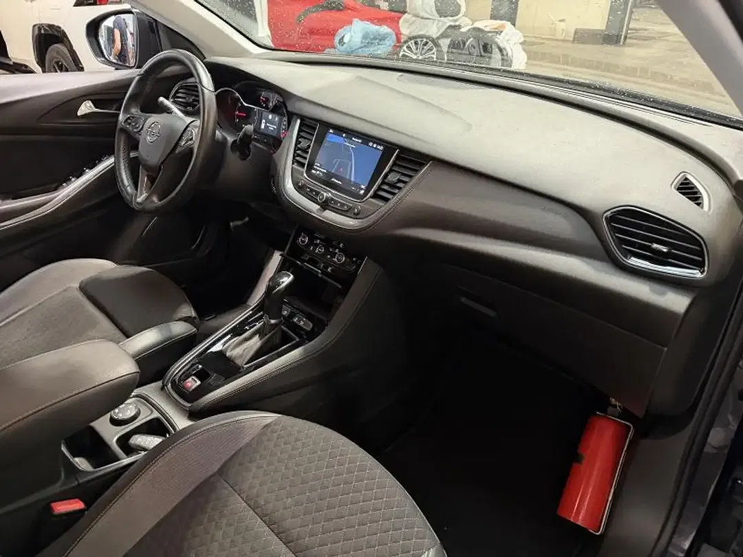 Opel Grandland - Thumbnail 10
