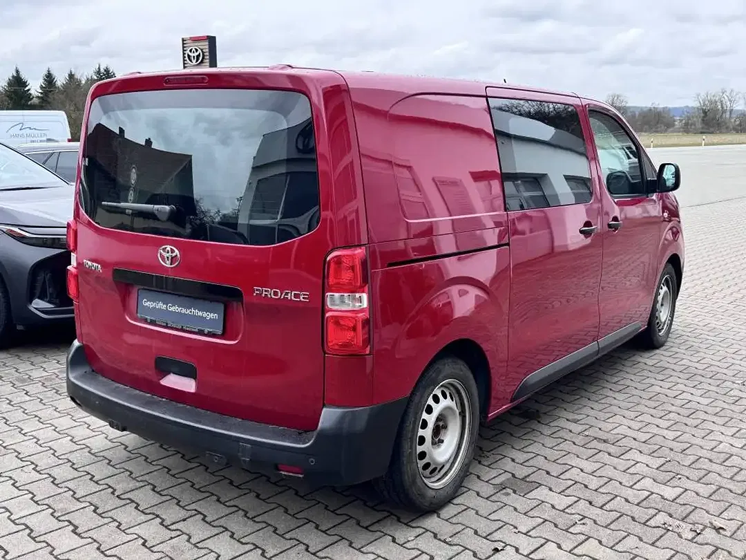 Toyota Proace - Thumbnail 4
