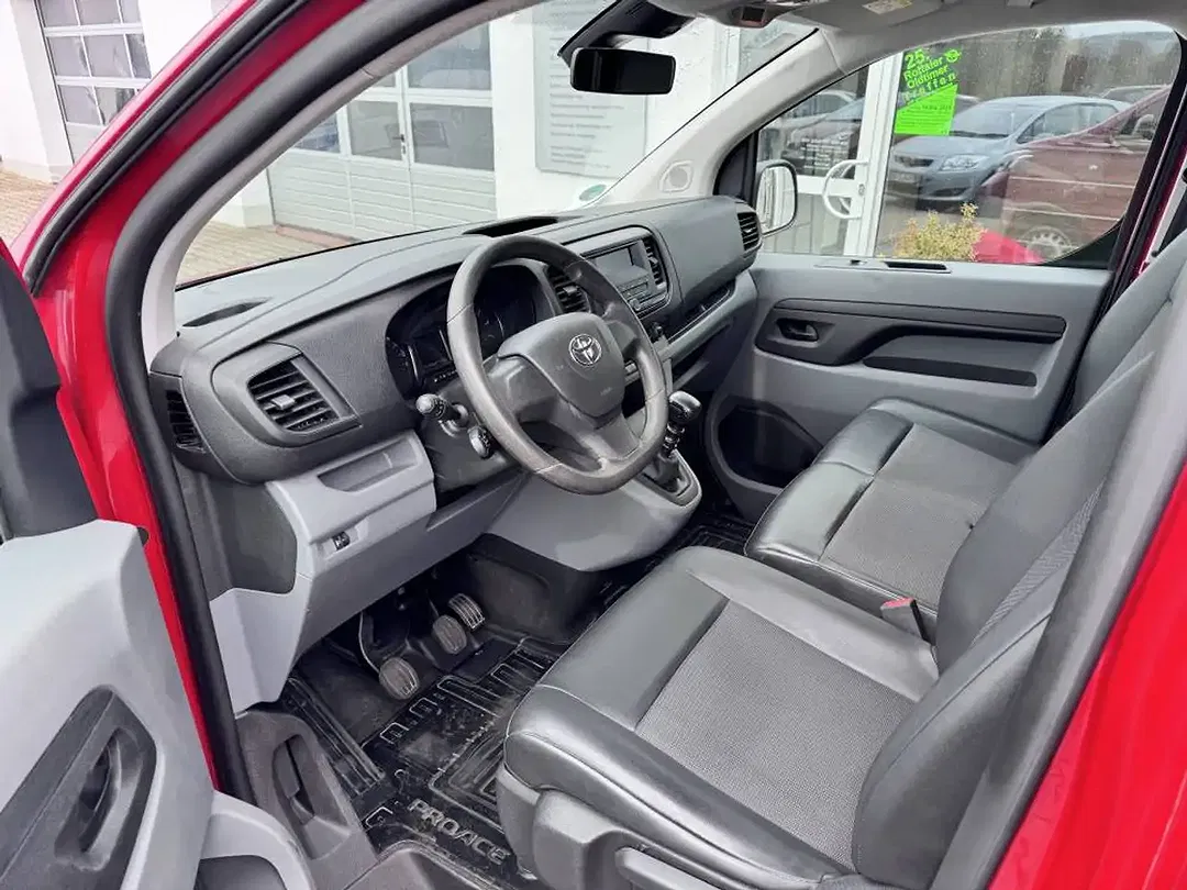 Toyota Proace - Thumbnail 9