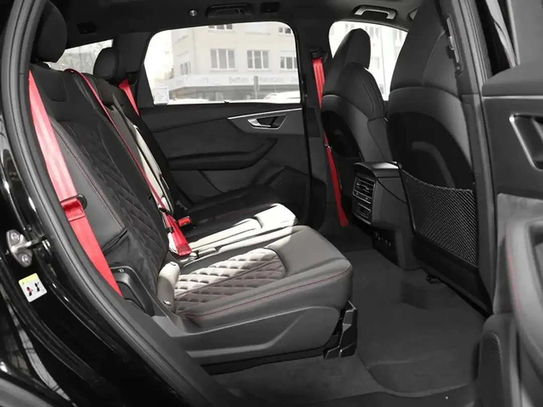 Audi Q7 - Thumbnail 5