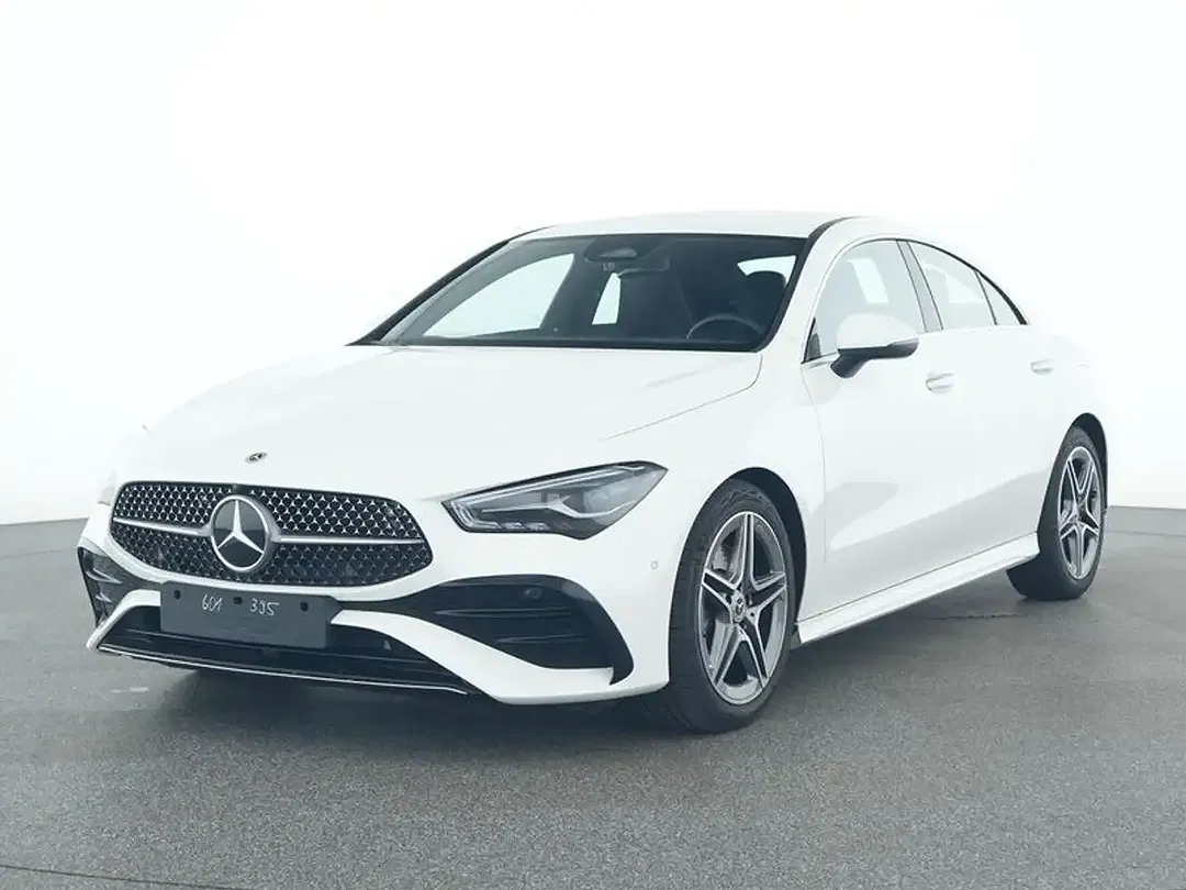 Mercedes-Benz CLA 200 - Thumbnail 1