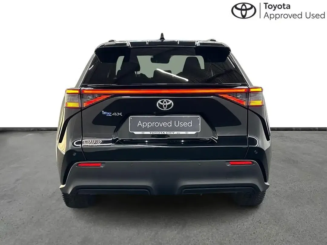 Toyota bZ4X - Thumbnail 6