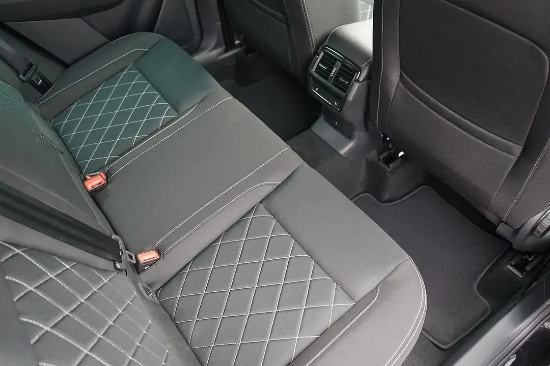 Skoda Karoq - Thumbnail 6